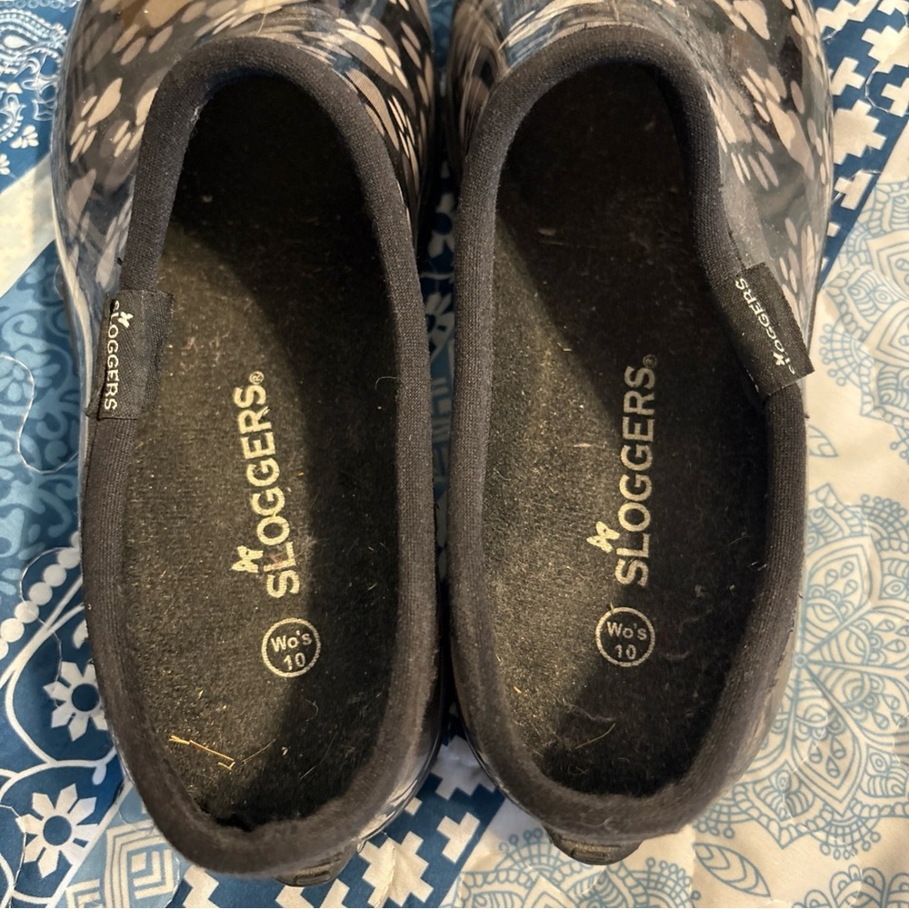 Slogger Paw Print Clogs, sz 10 - Picture 2 of 8